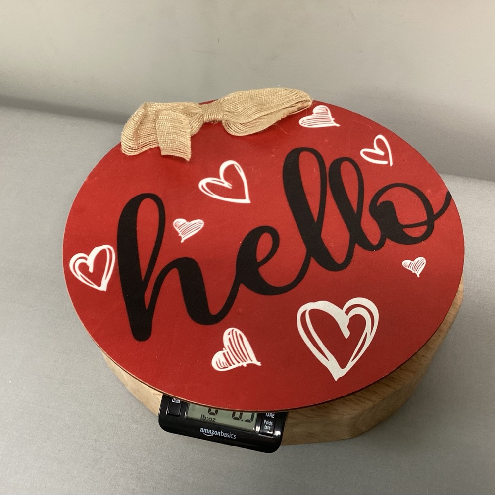 🔴 Wood Crafted “Hello” & ❤️ Sign - Painted and ready to hang - Really Nice Item - Picture 9 of 9